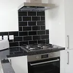 Funky Easton Flat With Parking בריסטול