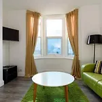 דירה Funky Easton Flat With Parking *