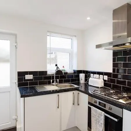 Apartmán Funky Easton Flat With Parking *