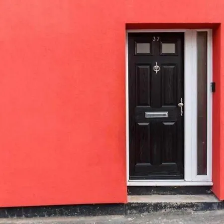 Funky Easton Flat With Parking