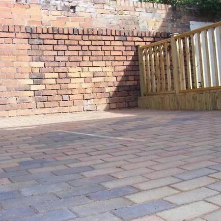 Apartmán Funky Easton Flat With Parking *