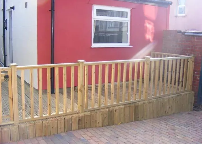 Funky Easton Flat With Parking 브리스틀