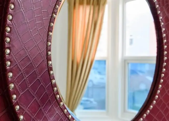 Funky Easton Flat With Parking Апартаменти Бристоль