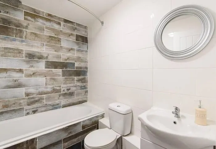 Apartman Funky Easton Flat With Parking *