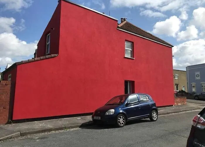 Funky Easton Flat With Parking Διαμέρισμα