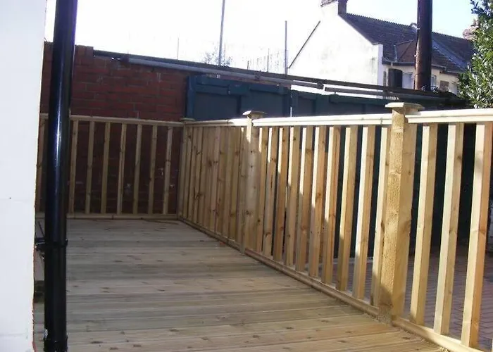 Apartman Funky Easton Flat With Parking